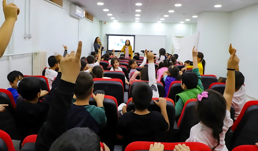 Diyarbakır’da “Su Elçileri” projesiyle miniklere su tasarrufu eğitimi verildi