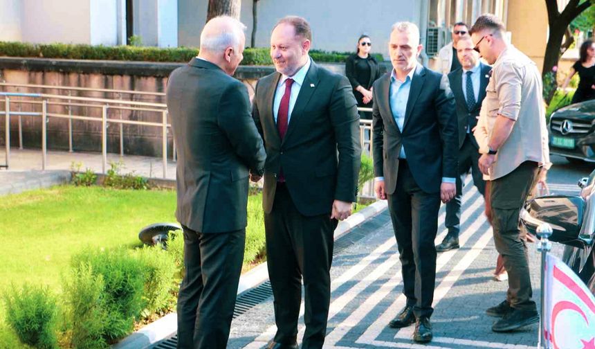 KKTC Meclis Başkanı Öztürkler’den, Diyarbakır’a ziyaret