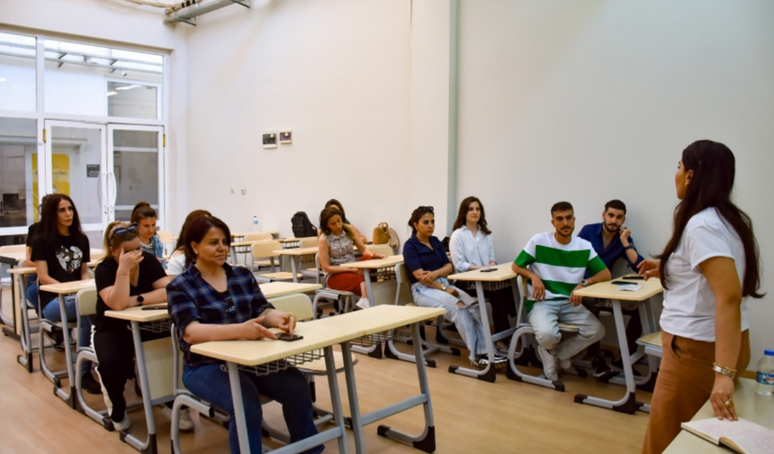 Sümerpark’ta işaret dili kursları devam ediyor