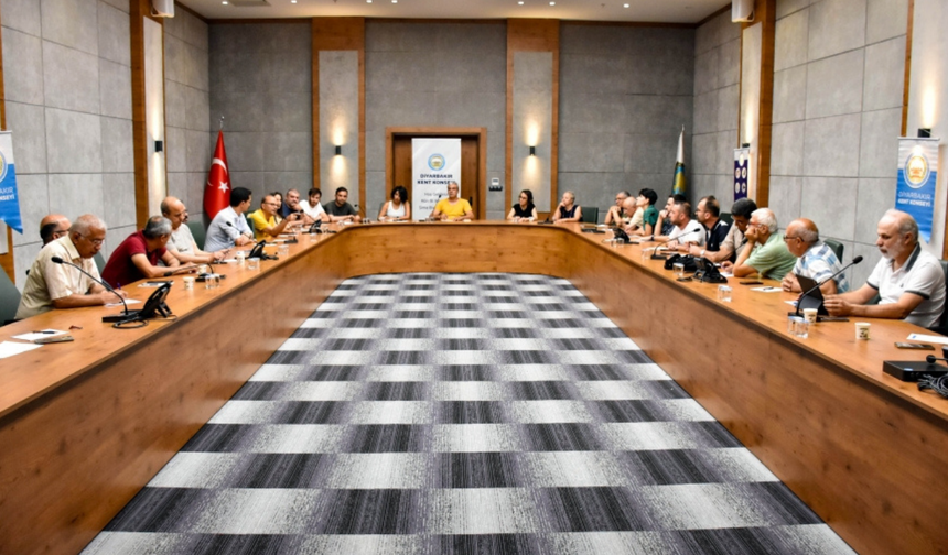 Diyarbakır’da dil hakları için ortak zemin