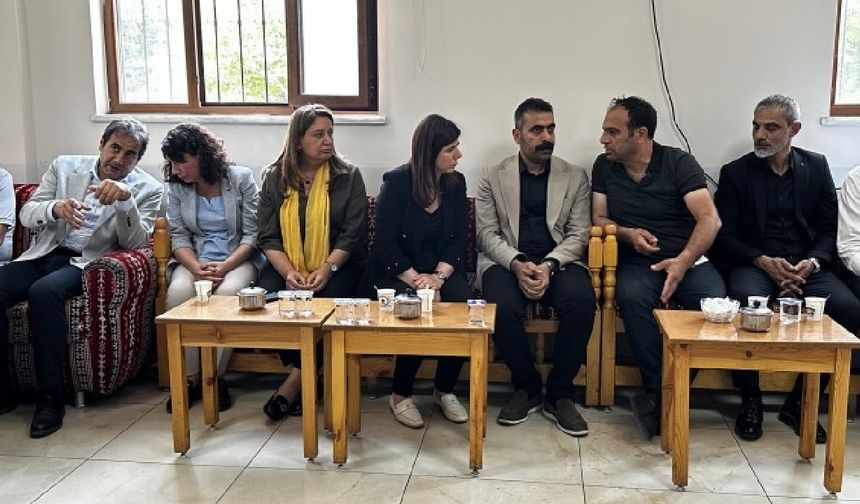 Diyarbakır’daki yangında ölenler anıldı