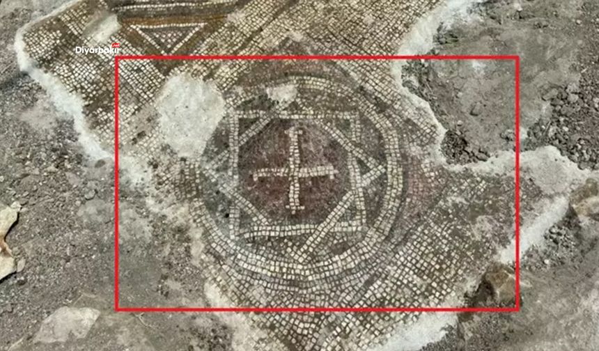 Diyarbakır’da tarihi mozaik ve dilekçe yazısı bulundu