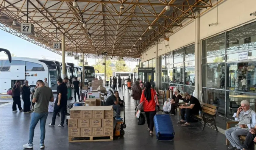 Okullar öncesi otogarda yoğunluk arttı