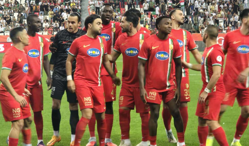 Tribünler bekledi, Amedspor patladı: İlk yarı 3-0,