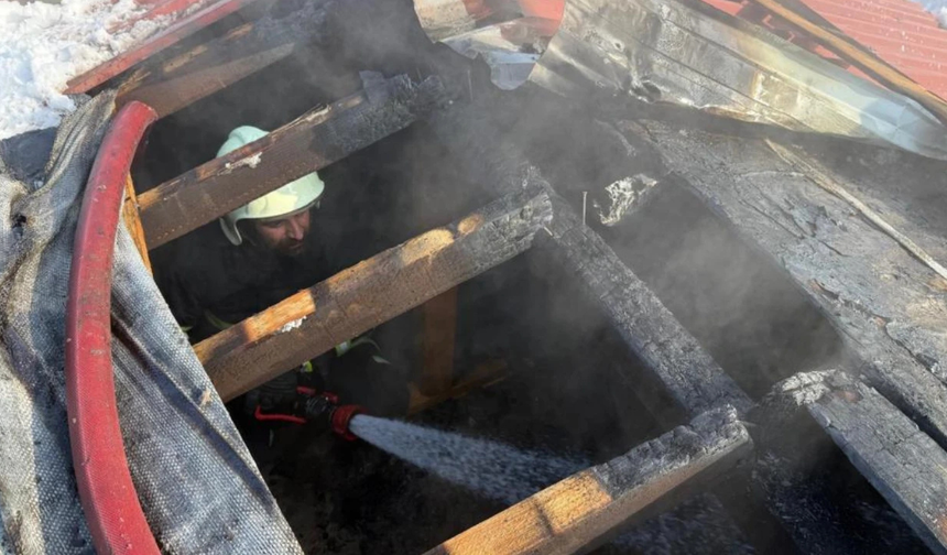 Diyarbakır’da okulda yangın paniği: Öğrenciler tahliye edildi