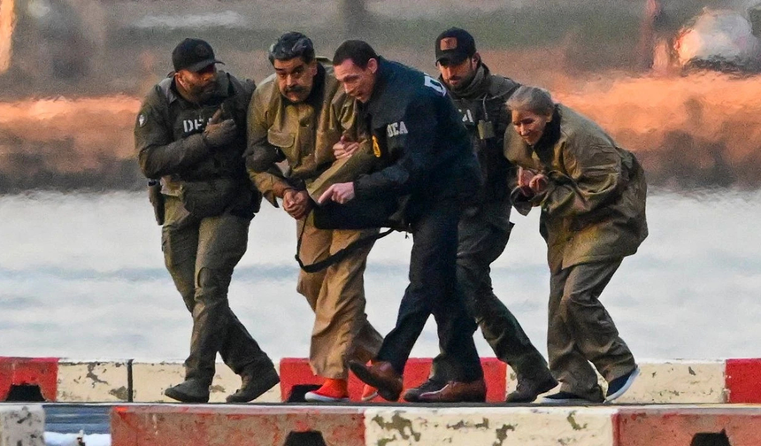 Maduro ABD mahkemesinde: “Savaş esiriyim, kaçırıldım”