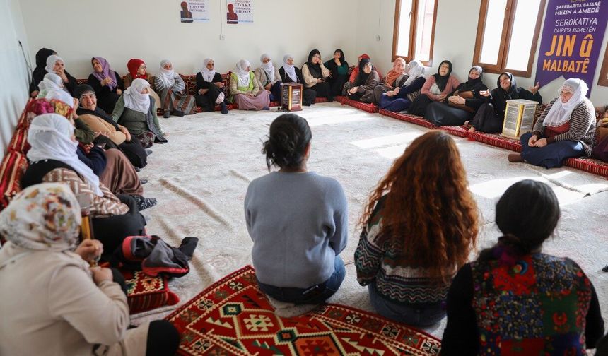 Hazro’da 8 Mart için kadın buluşması