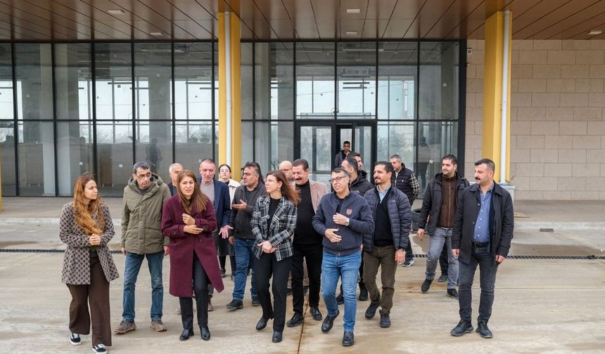 Ergani'de otogarın yapımı tamamlandı: Eşbaşkan Bucak denetleme yaptı