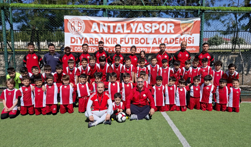 Diyarbakır’da minik sporculara sürpriz eğitim