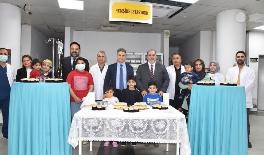 Diyarbakır'da Kanser Haftası'nda minik hastalara büyük jest