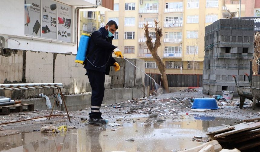 Diyarbakır'da 1056 noktada mücadele başladı: Sabah akşam ekipler devrede