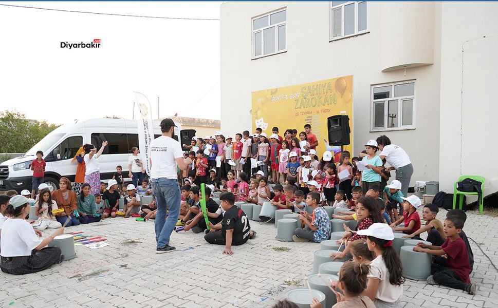 Diyarbakır Ahmetli’de çocuk köy şenlikleri çoşkusu