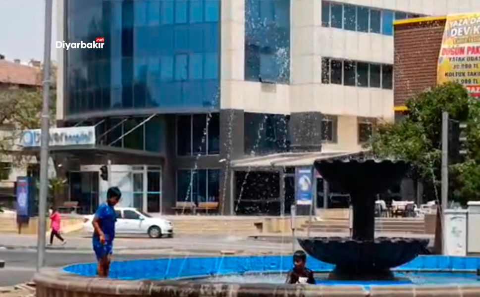 Diyarbakır’da çocuklardan tehlikeli serinleme yöntemi