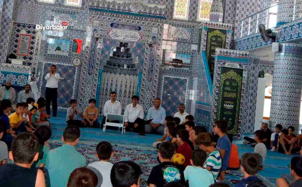 Dicle’de yaz kur’an kursu kapanış töreni düzenlendi