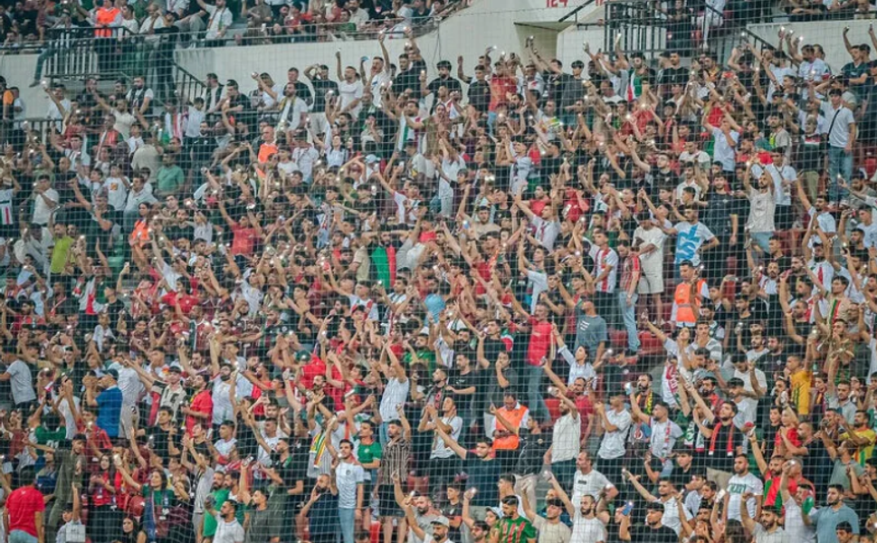 Amedspor-Vanspor maçı öncesi tribün bereketi: Biletler tükeniyor