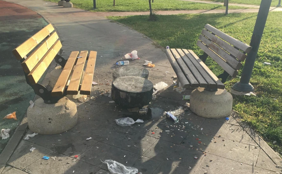 Diyarbakır’da Banklar Kundaklandı: Yeşil Alanlar Zarar Görüyor