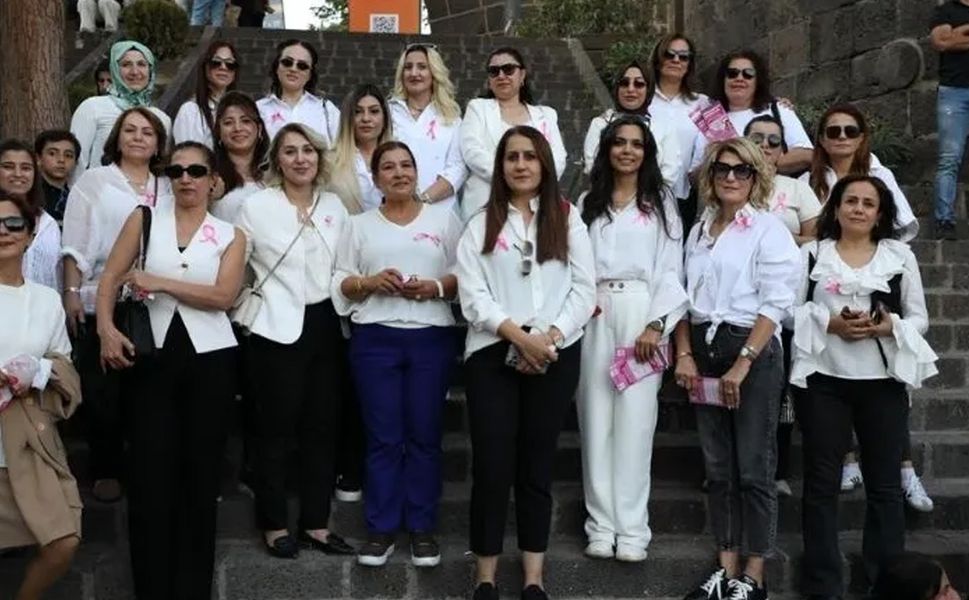 Diyarbakır'da İş Kadınlarından dikkat çekici etkinlik