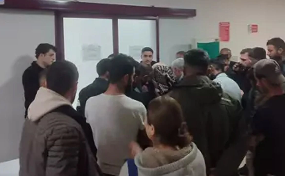 Diyarbakır’da kargo aracının çarptığı 2 yaşındaki çocuk yaralandı