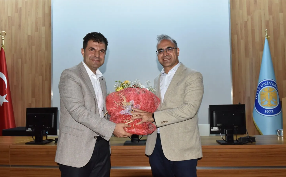 Diyarbakır’da beklenmedik istifa: Başhekim görevini bıraktı