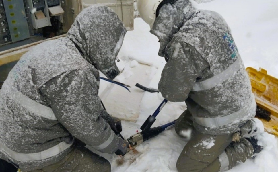 Diyarbakır’da kar mesaisi: Dicle Elektrik yüzlerce personelle sahada