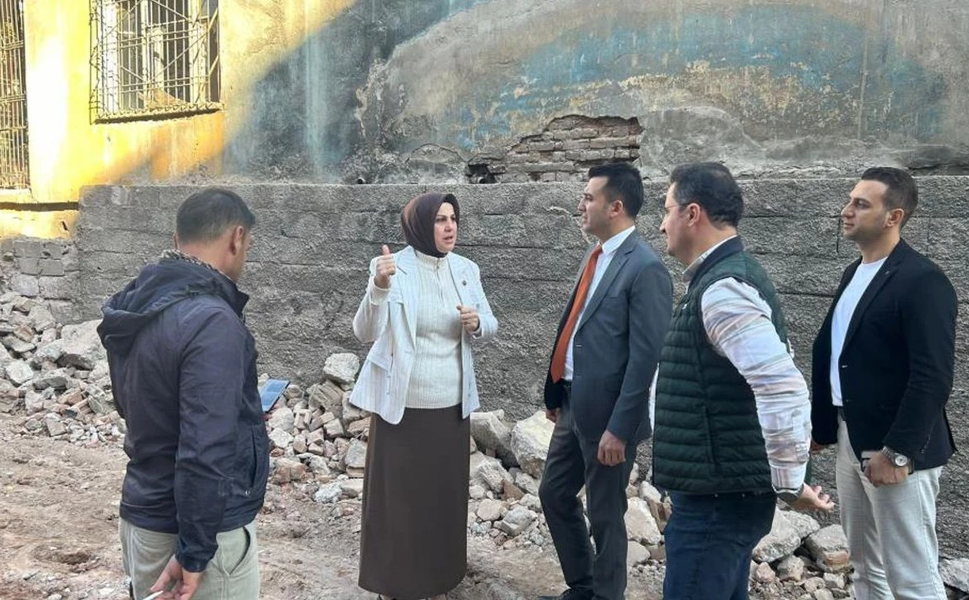 Diyarbakır’da riskli yapıların yıkımı hız kazandı