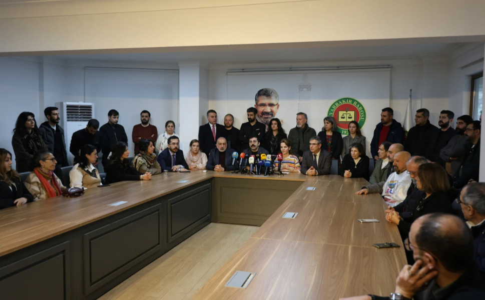 Diyarbakır’dan Halep’teki saldırılara tepki