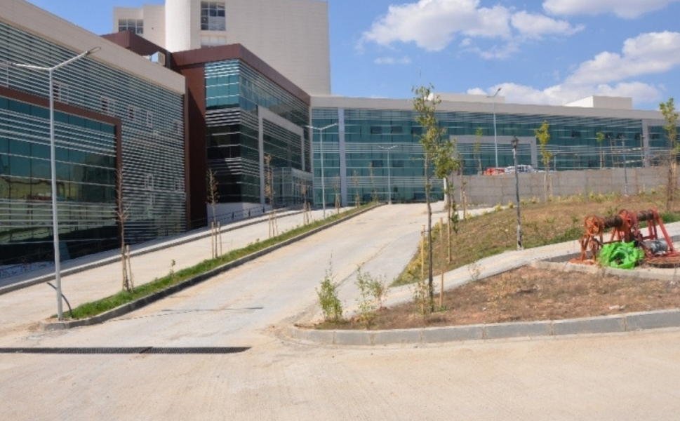 Silvan Devlet Hastanesi’nde acı olay: Sağlık çalışanı hayatını kaybetti