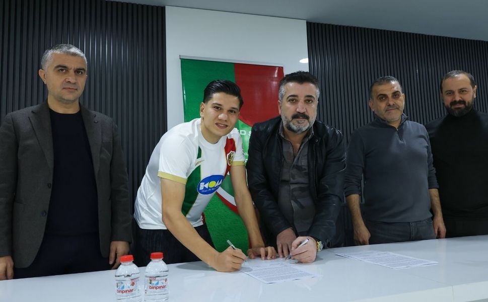 Amedspor'un Atakan Müjde'yi açıkladığı videoda yeni transfer detayı!