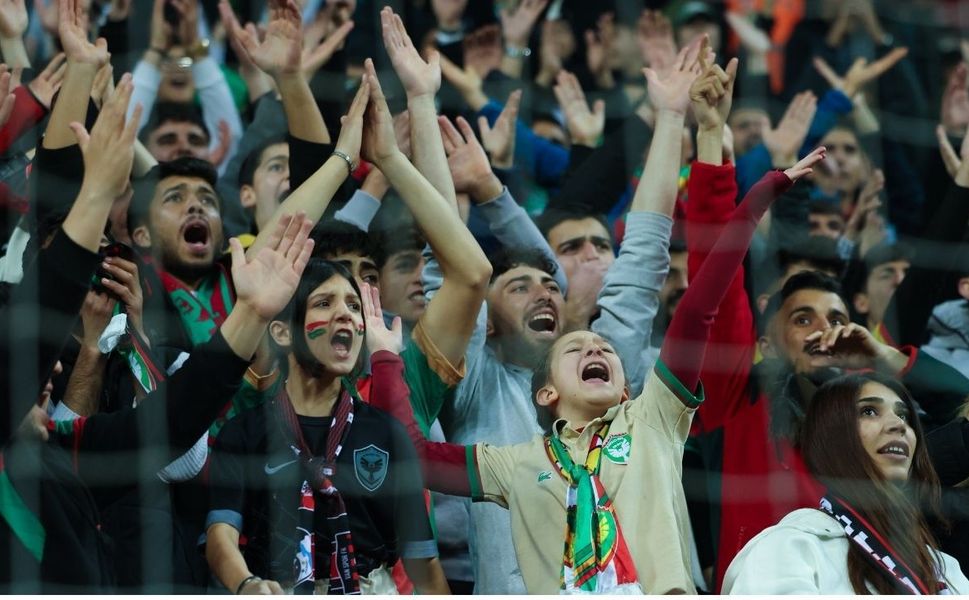 Amedspor'dan Vanspor maçı sonrası taraftara ve Büyükşehir'e teşekkür