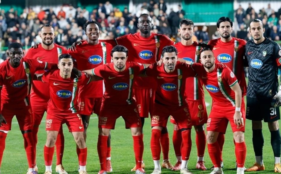 Amedspor'da yaprak dökümü: Bir ismin daha bileti kesildi