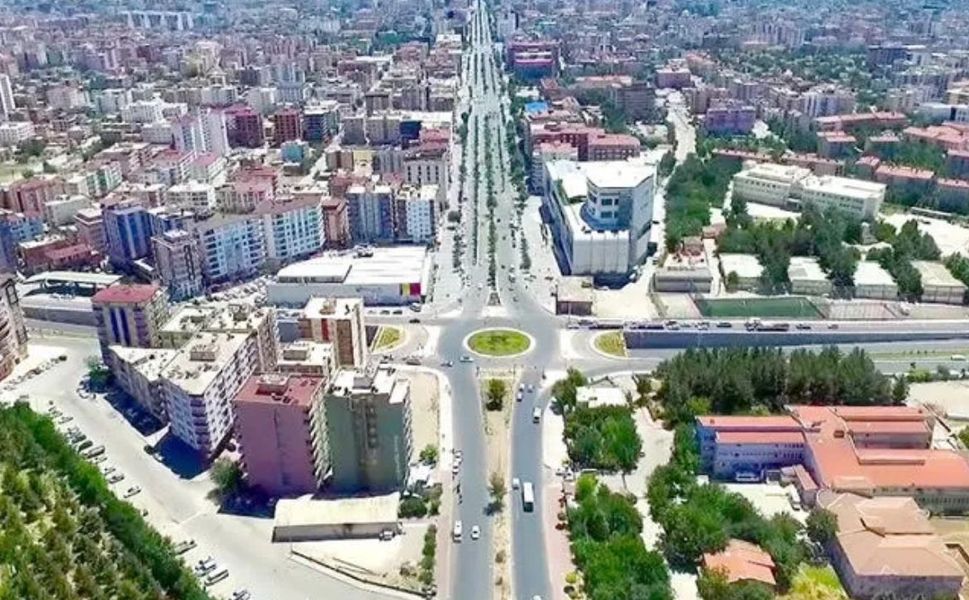 Komşu ilde yaşayan her 13 kişiden 1'i Diyarbakırlı!