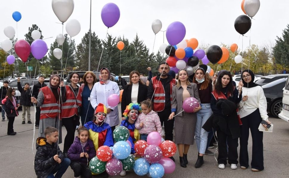 Dicle Üniversitesi'nde öğrenci kulüpleri etkinlik rekoru kırdı