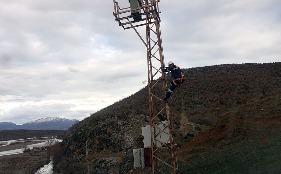 Diyarbakır'da altyapı hareketliliği: Binlerce metre hat döşendi
