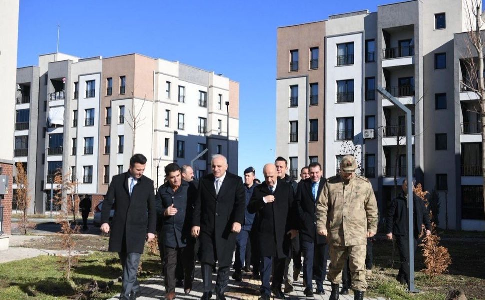 Diyarbakır'da konteyner kent kalmadı: 10 bin aile yeni evlerine girdi