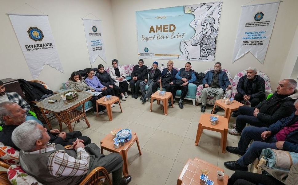 Diyarbakır'da kültürel hafıza merkezi: Büyüklerin bilgeliğini gençlere taşıyor