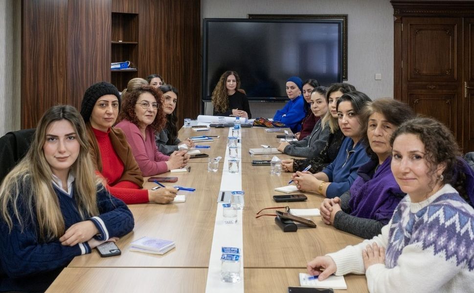 Diyarbakır'da kadınlar 16 hafta boyunca hakları konusunda eğitim görecek