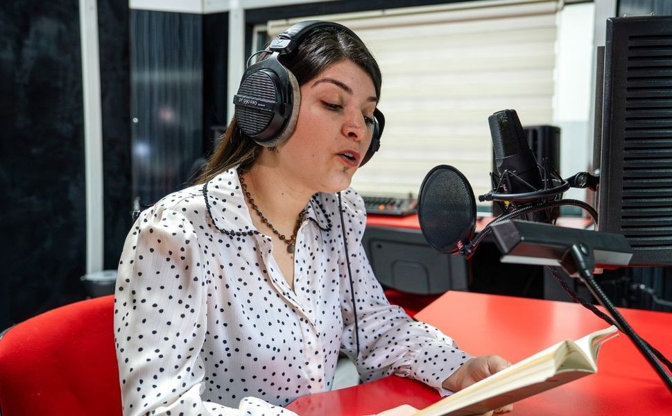 Görme engellilere müjde: Diyarbakır'daki sesli kütüphane üç dilde hizmet verecek