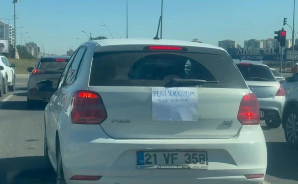 Diyarbakır’da yeni sürücüden dikkat çeken not: “Sabır imandandır”