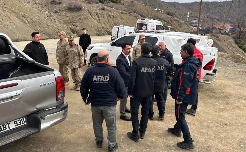 Diyarbakır'da arama çalışmalarına kaymakam da katıldı