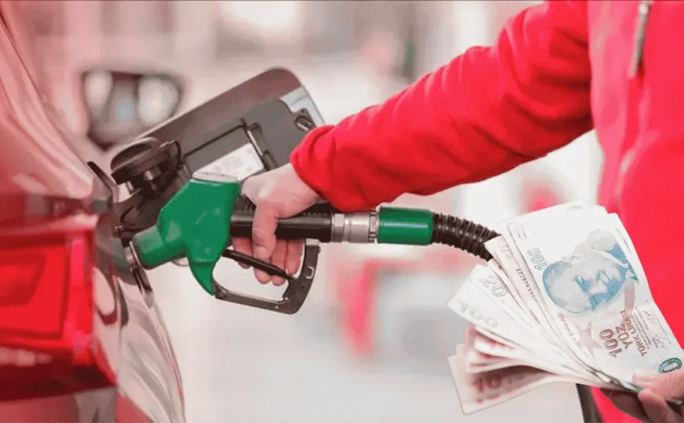 Benzin ve motorine bir zam daha geliyor!