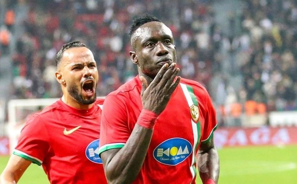Amedspor'da Diagne 1. Lig tarihine geçmek üzere