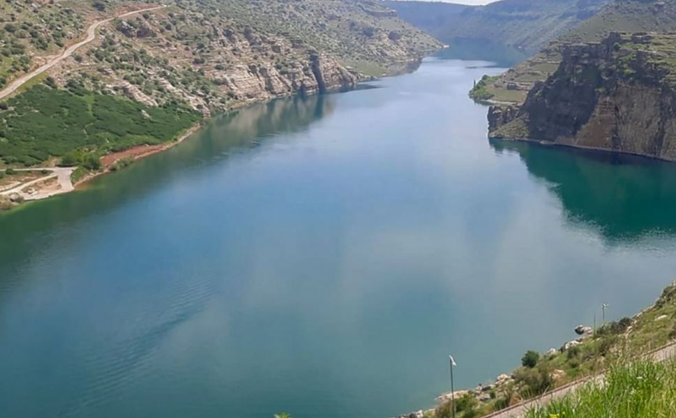Diyarbakır'da barajın kapakları açıldı: Vatandaşlara çağrı