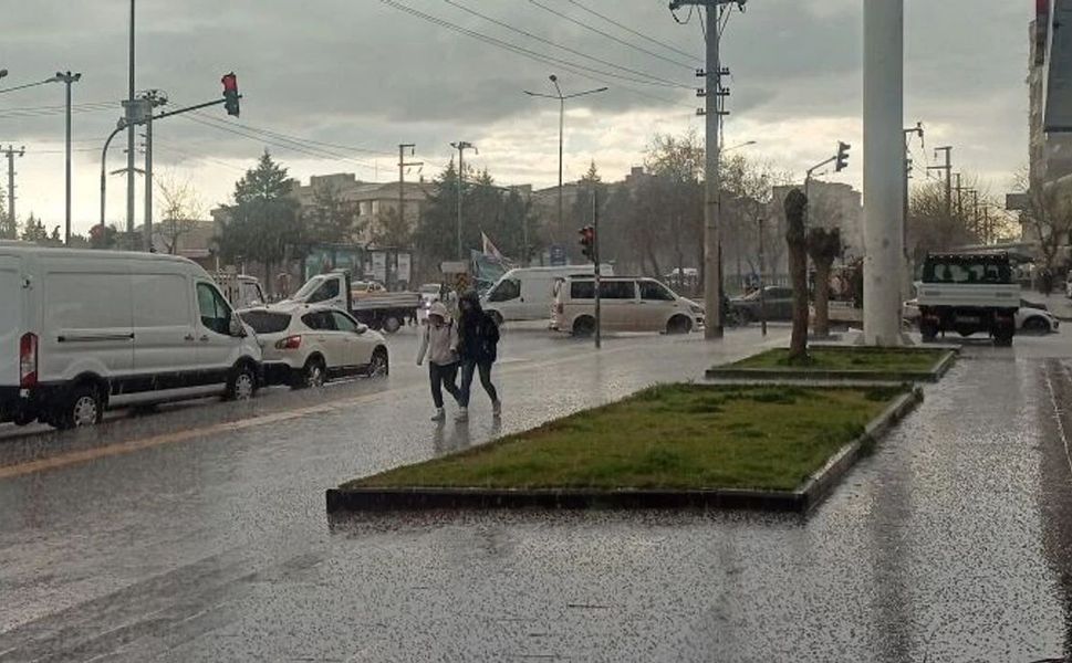 Diyarbakır'da hafta sonu planı yapanlar dikkat: Meteoroloji uyardı