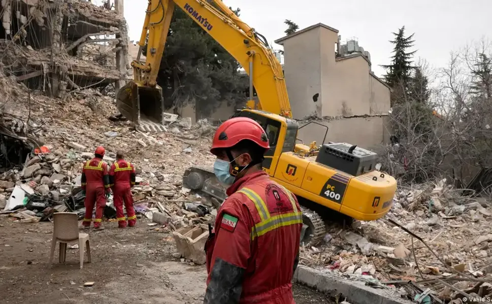 İran'dan Trump'a tehdit gibi yanıt