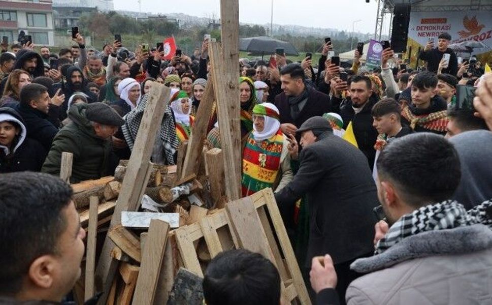 Darıca’da Newroz kutlamasında birlik vurgusu