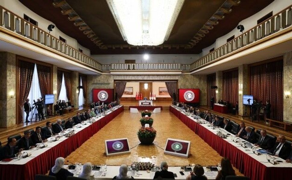 11 partiden “barış süreci” için çağrı