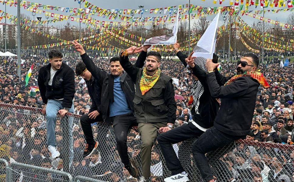 Diyarbakır Newrozu’nda birlik ve barış vurgusu