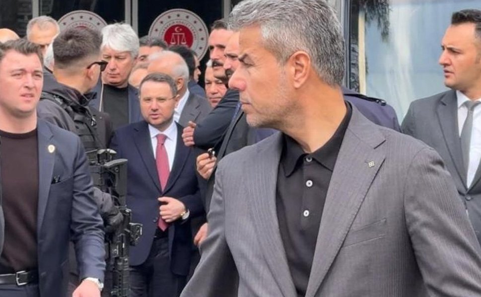 Bakan Gürlek, Diyarbakır Adliyesi ve siyasi partileri ziyaret etti