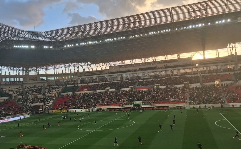 Binlerce Amedsporlu taraftar yerini aldı: İşte Diyarbakır Stadı'nda manzara