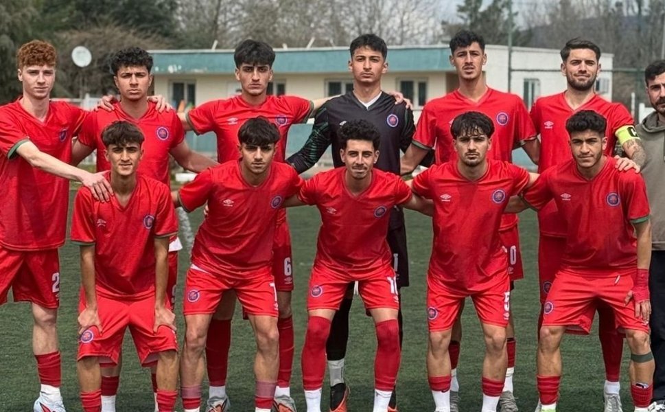 Diyarbakır Büyükşehir Belediyespor mutlu sona ulaştı: Gözler Türkiye Şampiyonası'nda